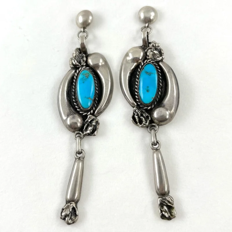 Vintage Long DanglesBy Lee & Mary Weebothee